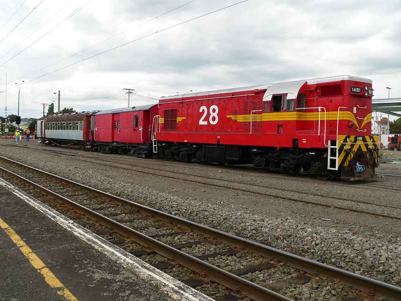 Click here to see more photos from the 2005 Feilding Christmas Parade Yard Trips